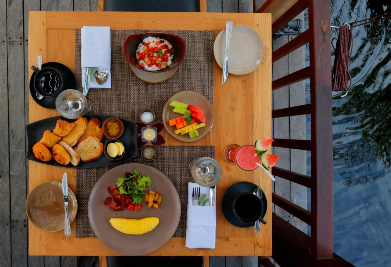 De Metra Villa Ubud By Pramana Villas Екстериор снимка